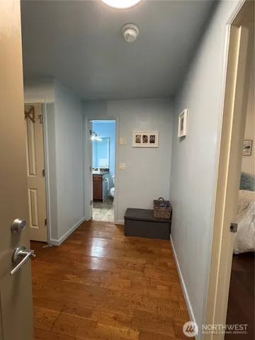 $306,000 | 14006 Southeast 6th Street, Unit 14, Bellevue, WA 98007