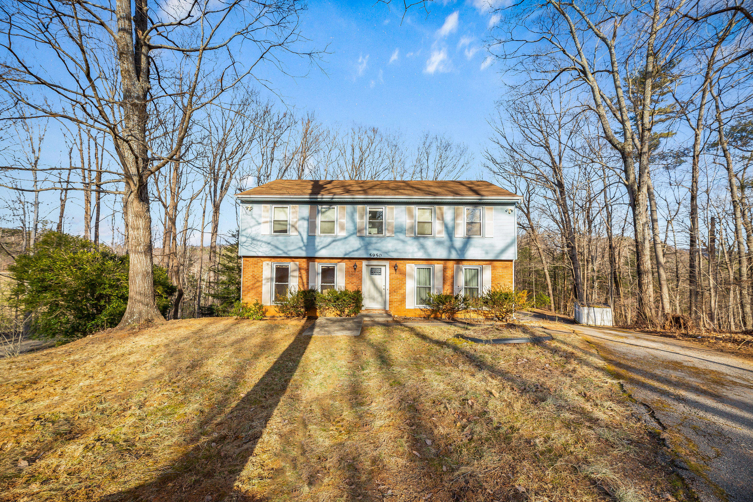 5950 Country View Road Roanoke, VA 24018 - Photo 34 of 38 IMG_322_4