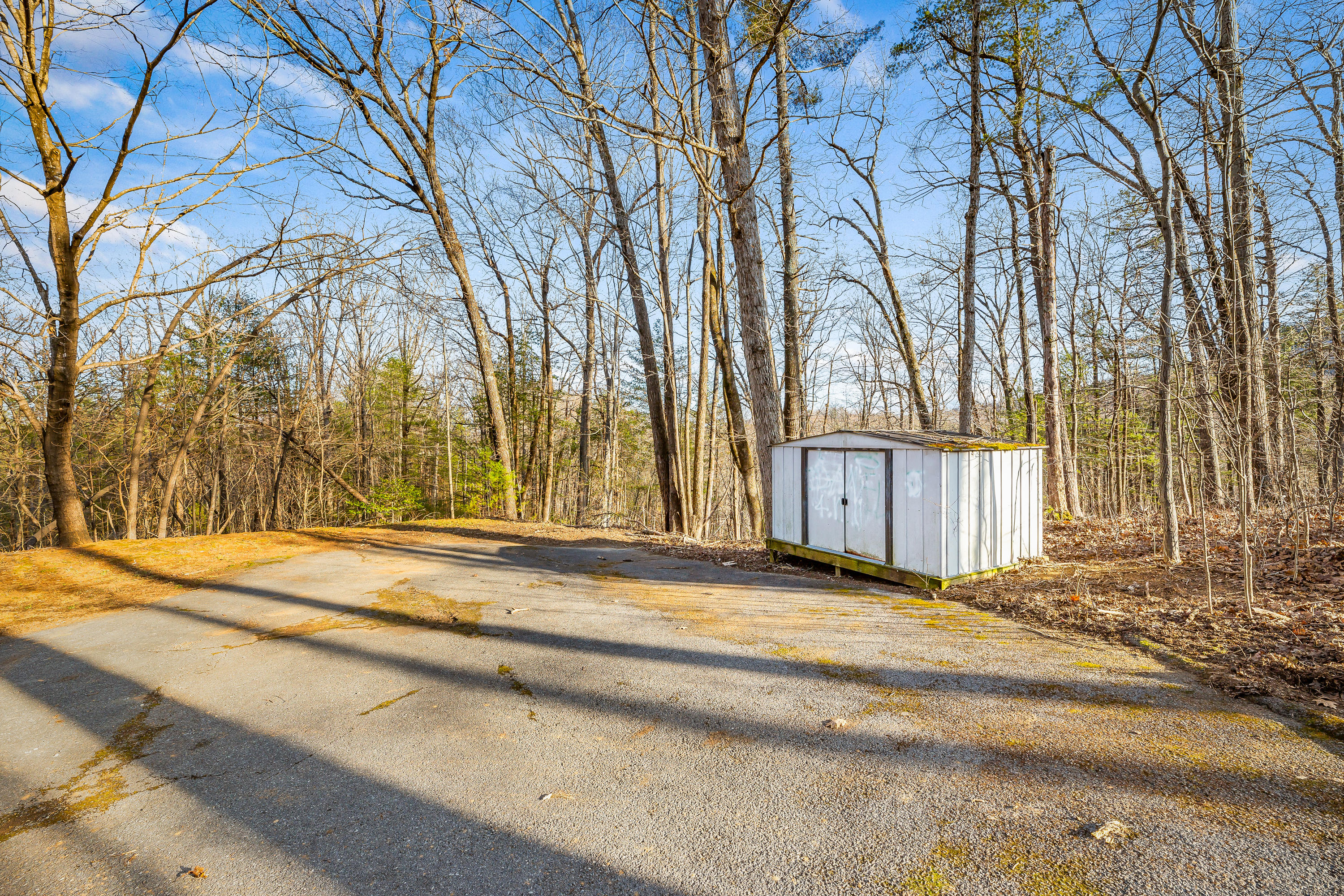 5950 Country View Road Roanoke, VA 24018 - Photo 36 of 38 IMG_322_7