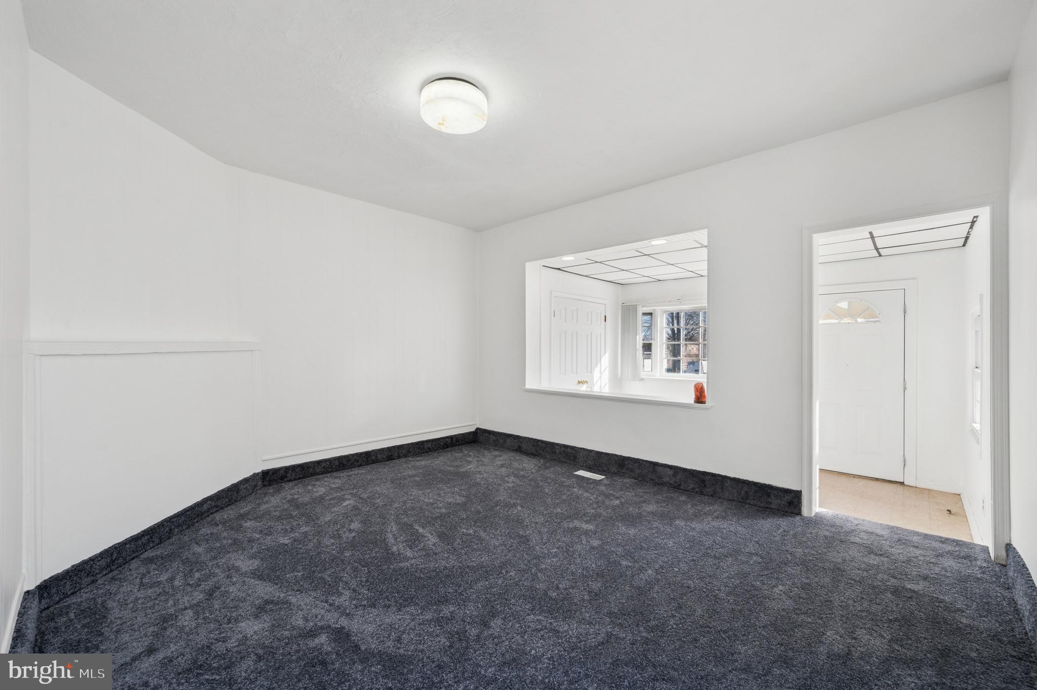 103 Chestnut Street Darby, PA 19023 - Photo 5 of 15 Living Room view 2