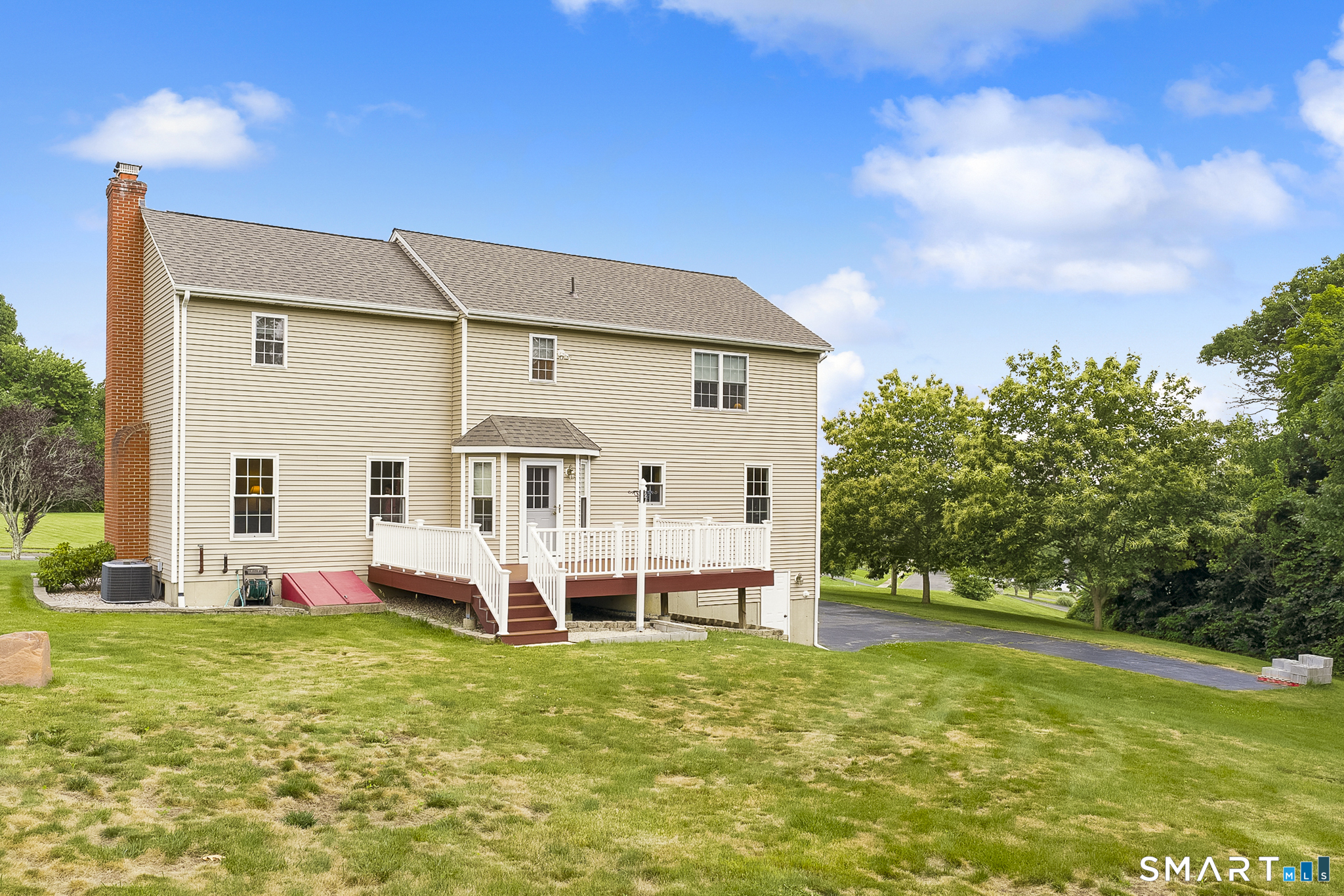 39 Old Farm Road Plymouth, CT 06786 - Photo 34 of 38