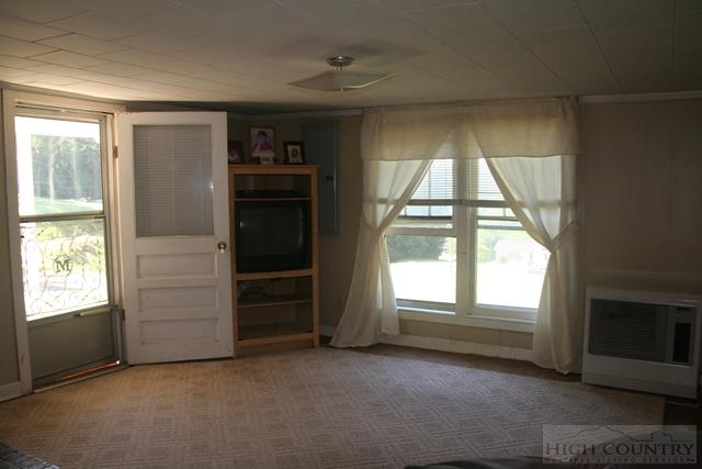 993 Clark Swift Road Vilas, NC 28692 - Photo 11 of 23 Gallery Image 11