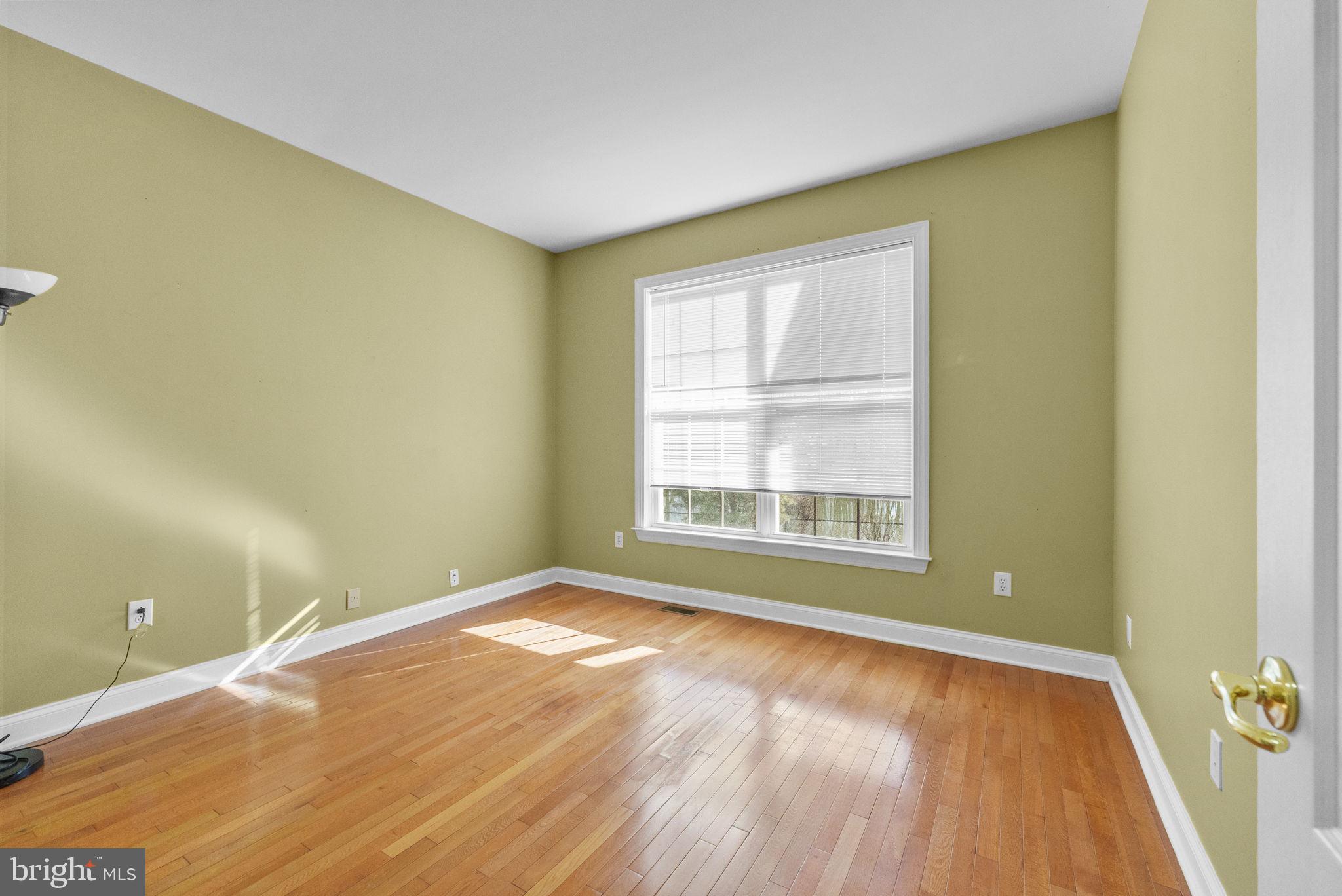 80 Meadow Run Road Bordentown, NJ 08505 - Photo 19 of 62 1st floor bedroom