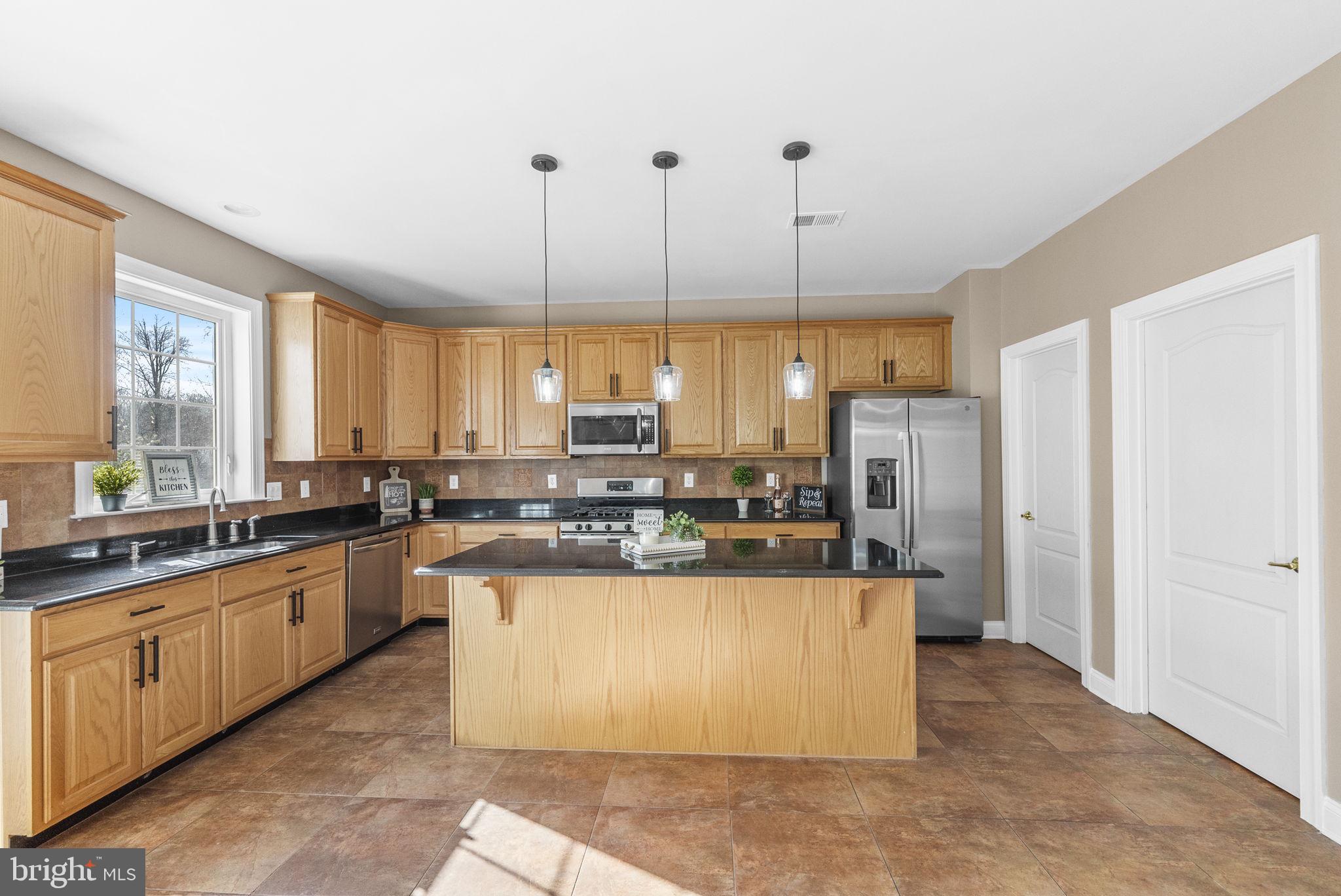 80 Meadow Run Road Bordentown, NJ 08505 - Photo 25 of 62