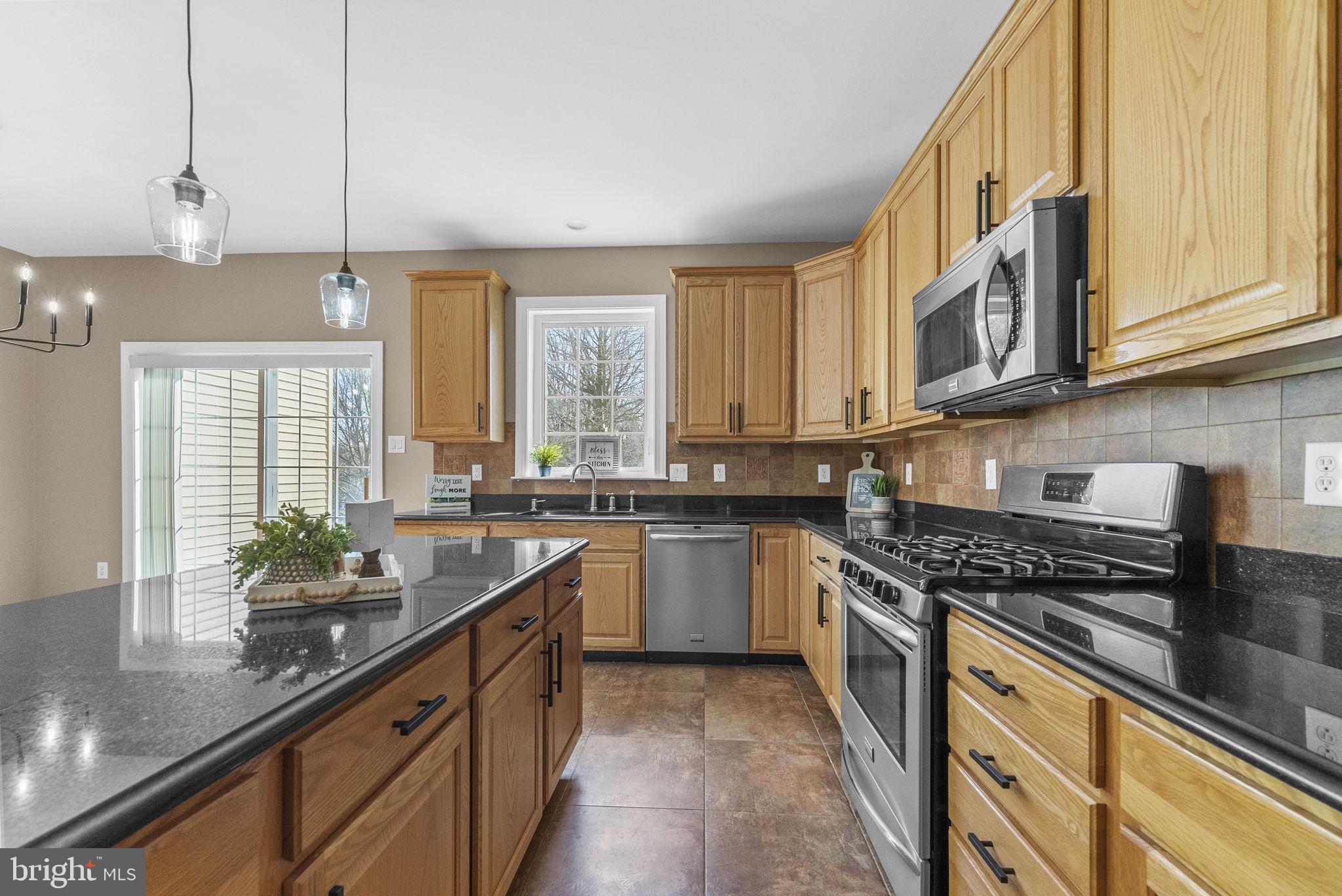 80 Meadow Run Road Bordentown, NJ 08505 - Photo 27 of 62