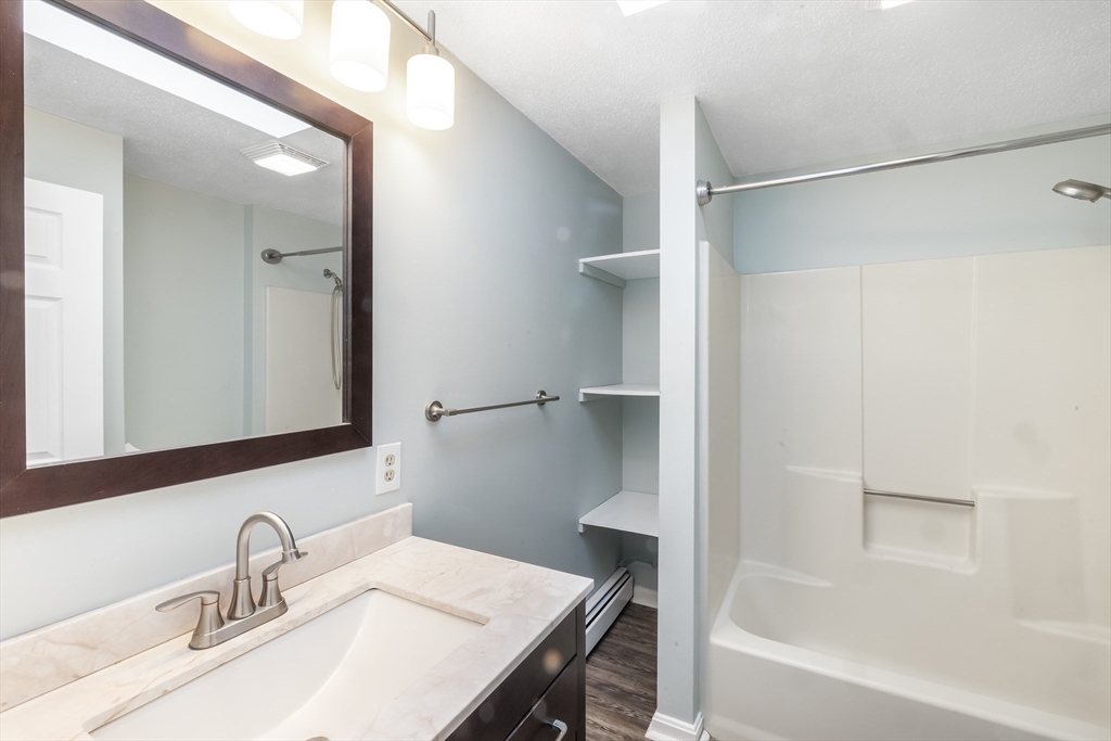 7 Lorraine Road Worcester, MA 01604 - Photo 13 of 29 Gallery Image 13