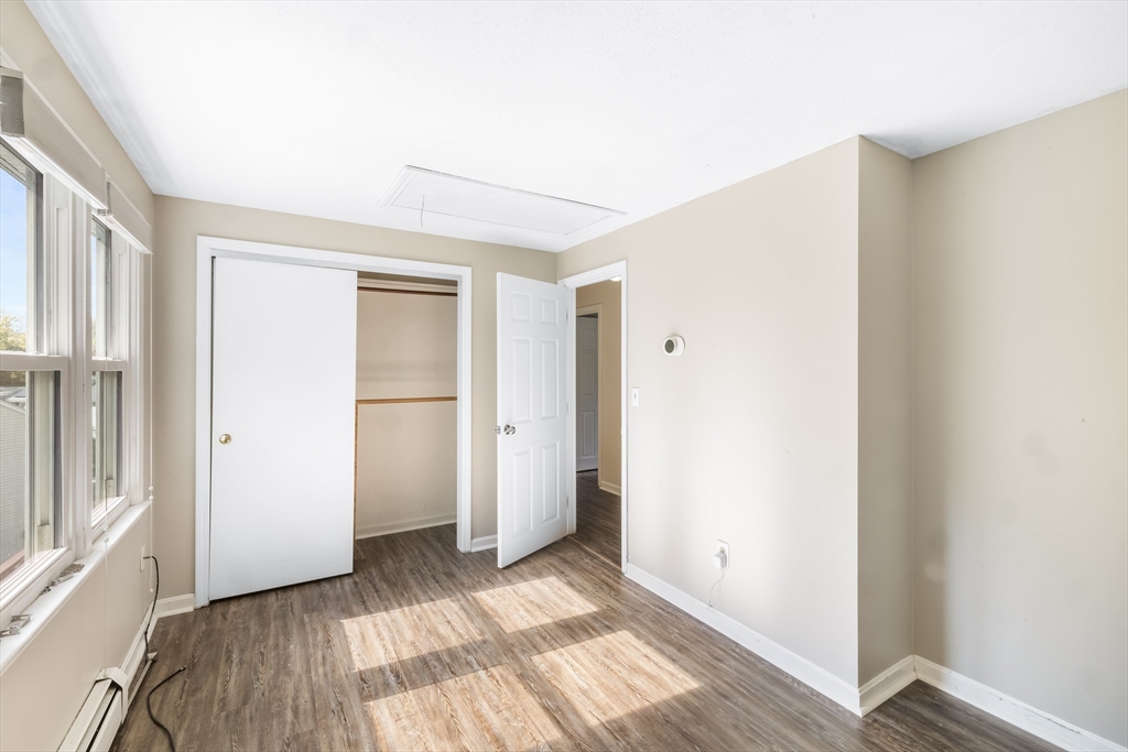 7 Lorraine Road Worcester, MA 01604 - Photo 17 of 29 Gallery Image 17