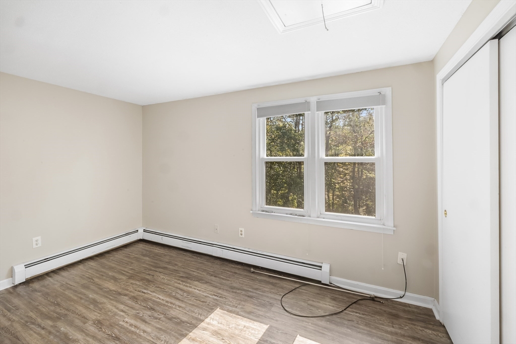 7 Lorraine Road Worcester, MA 01604 - Photo 18 of 29 Gallery Image 18