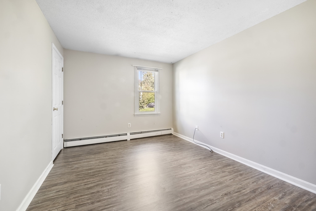7 Lorraine Road Worcester, MA 01604 - Photo 20 of 29 Gallery Image 20