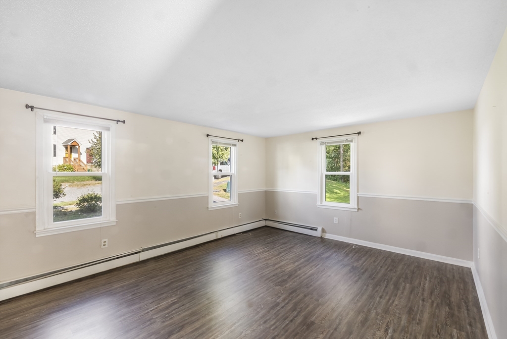 7 Lorraine Road Worcester, MA 01604 - Photo 21 of 29 Gallery Image 21
