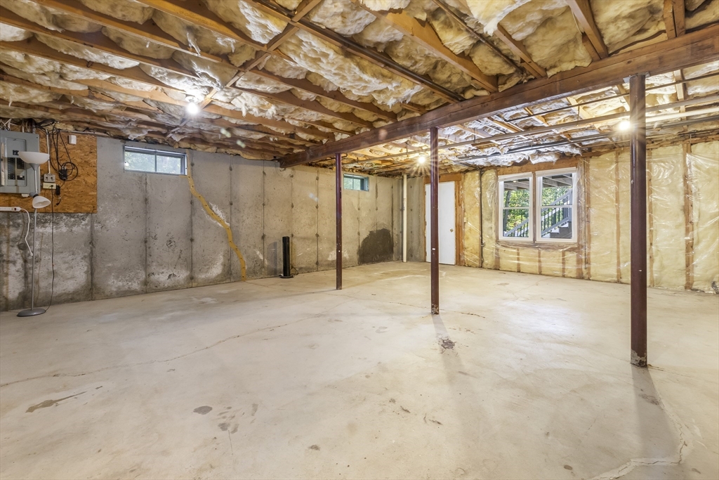 7 Lorraine Road Worcester, MA 01604 - Photo 22 of 29 Gallery Image 22