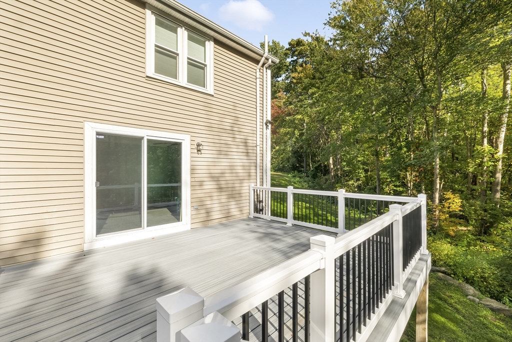 7 Lorraine Road Worcester, MA 01604 - Photo 27 of 29 Gallery Image 27