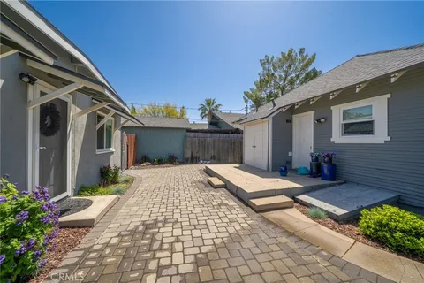 $1,080,000 | 124 North Vista Bonita Avenue, Glendora, CA 91741