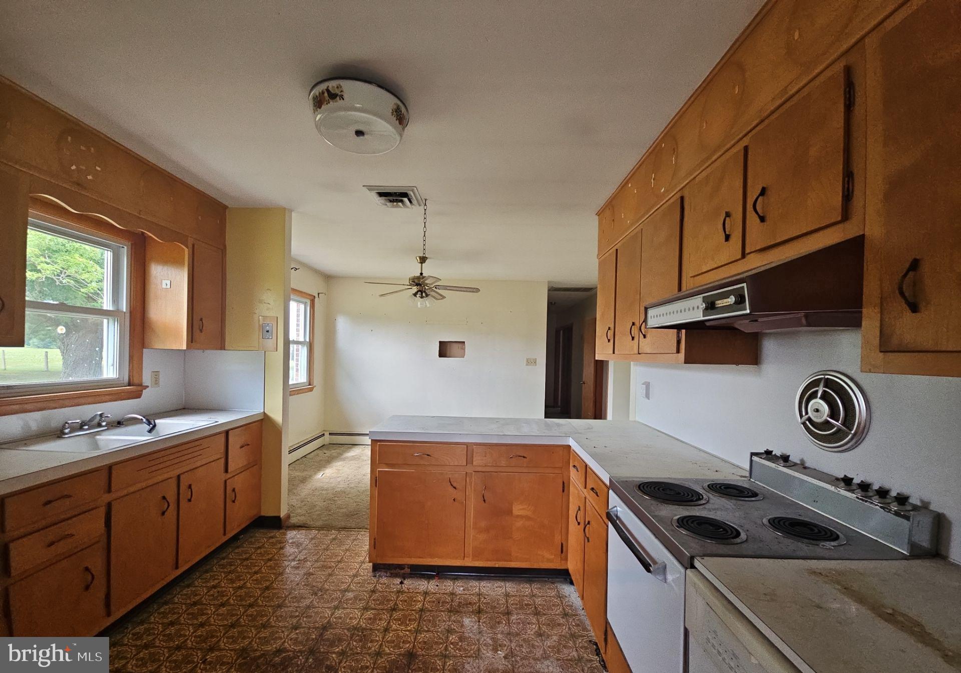 17 Acton Station Road Salem, NJ 08079 - Photo 4 of 30