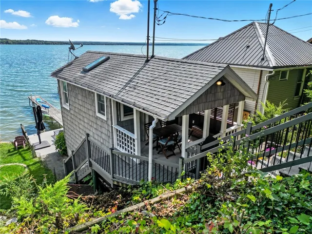 $384,900 | 2341 Lower Lake Road, Seneca Falls, NY 13148