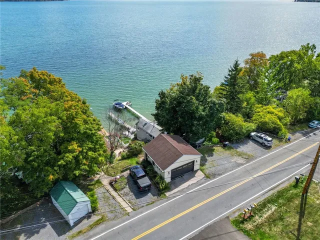 $384,900 | 2341 Lower Lake Road, Seneca Falls, NY 13148