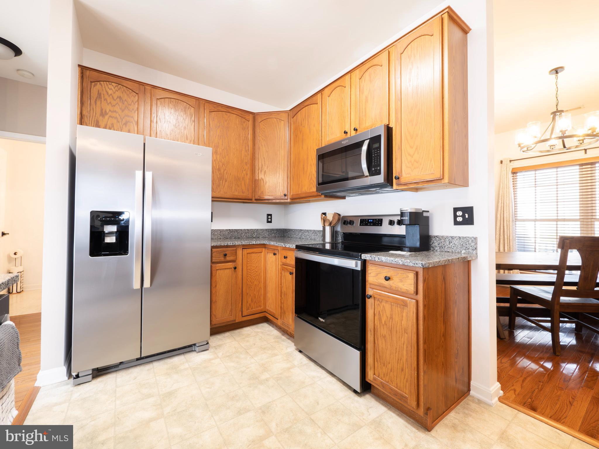 1225 Brown Road Martinsburg, WV 25404 - Photo 7 of 32