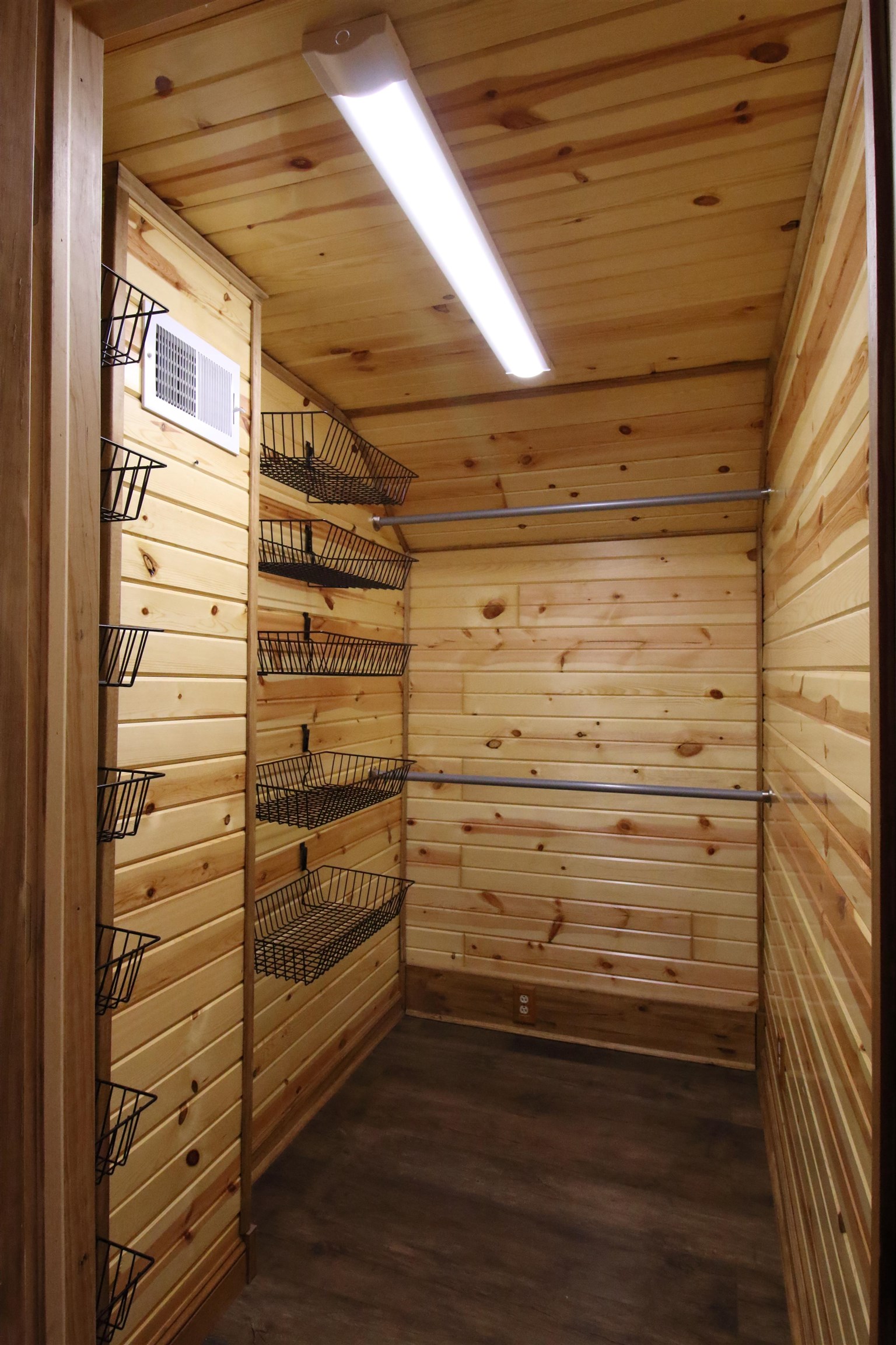 17896 Skunk Hollow Road Mount Carroll, IL 61053 - Photo 11 of 36