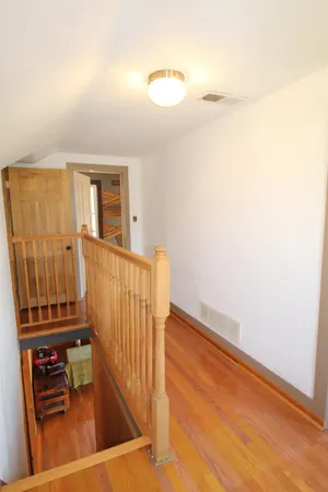 $325,000 | 17896 Skunk Hollow Road, Mount Carroll, IL 61053