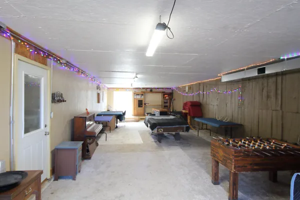 $325,000 | 17896 Skunk Hollow Road, Mount Carroll, IL 61053