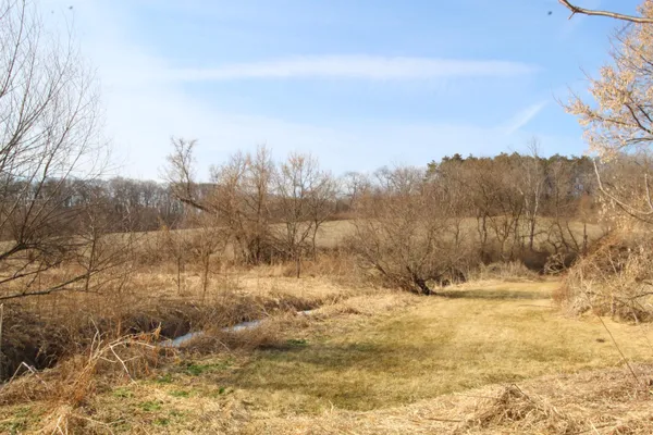 $325,000 | 17896 Skunk Hollow Road, Mount Carroll, IL 61053