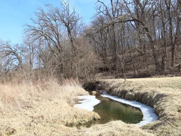 $325,000 | 17896 Skunk Hollow Road, Mount Carroll, IL 61053