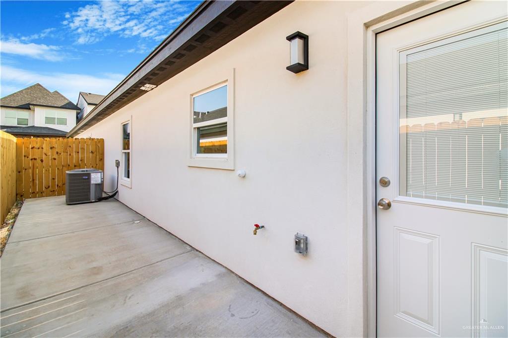 2002 East 1st Street, Unit 2 Mission, TX 78572 - Photo 14 of 15