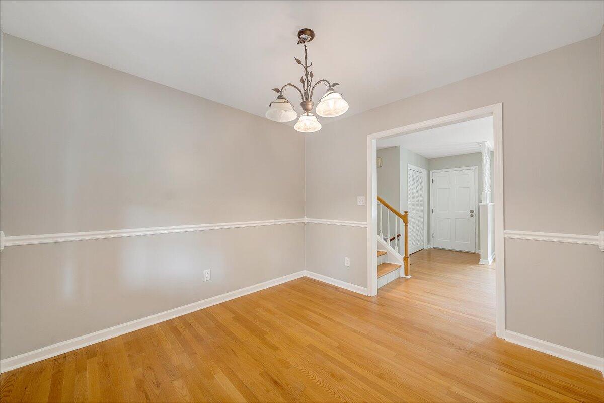 5229 Cave Spring Lane Roanoke, VA 24018 - Photo 13 of 63 11-MIB05269