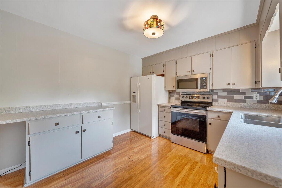 5229 Cave Spring Lane Roanoke, VA 24018 - Photo 16 of 63 14-MIB05281