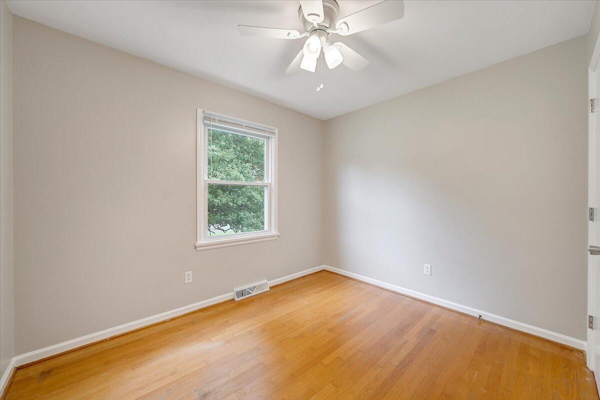 5229 Cave Spring Lane Roanoke, VA 24018 - Photo 28 of 63 26-MIB05317