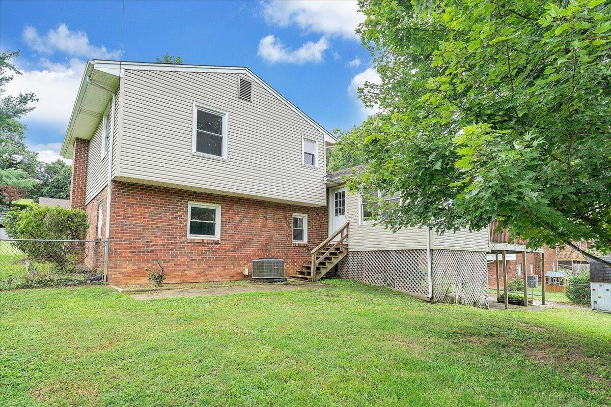 5229 Cave Spring Lane Roanoke, VA 24018 - Photo 57 of 63 56-MIB05419