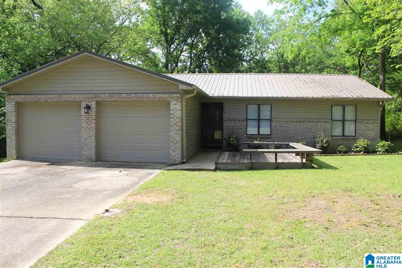 809 11th Street Pleasant Grove, AL 35127 - Photo 1 of 18