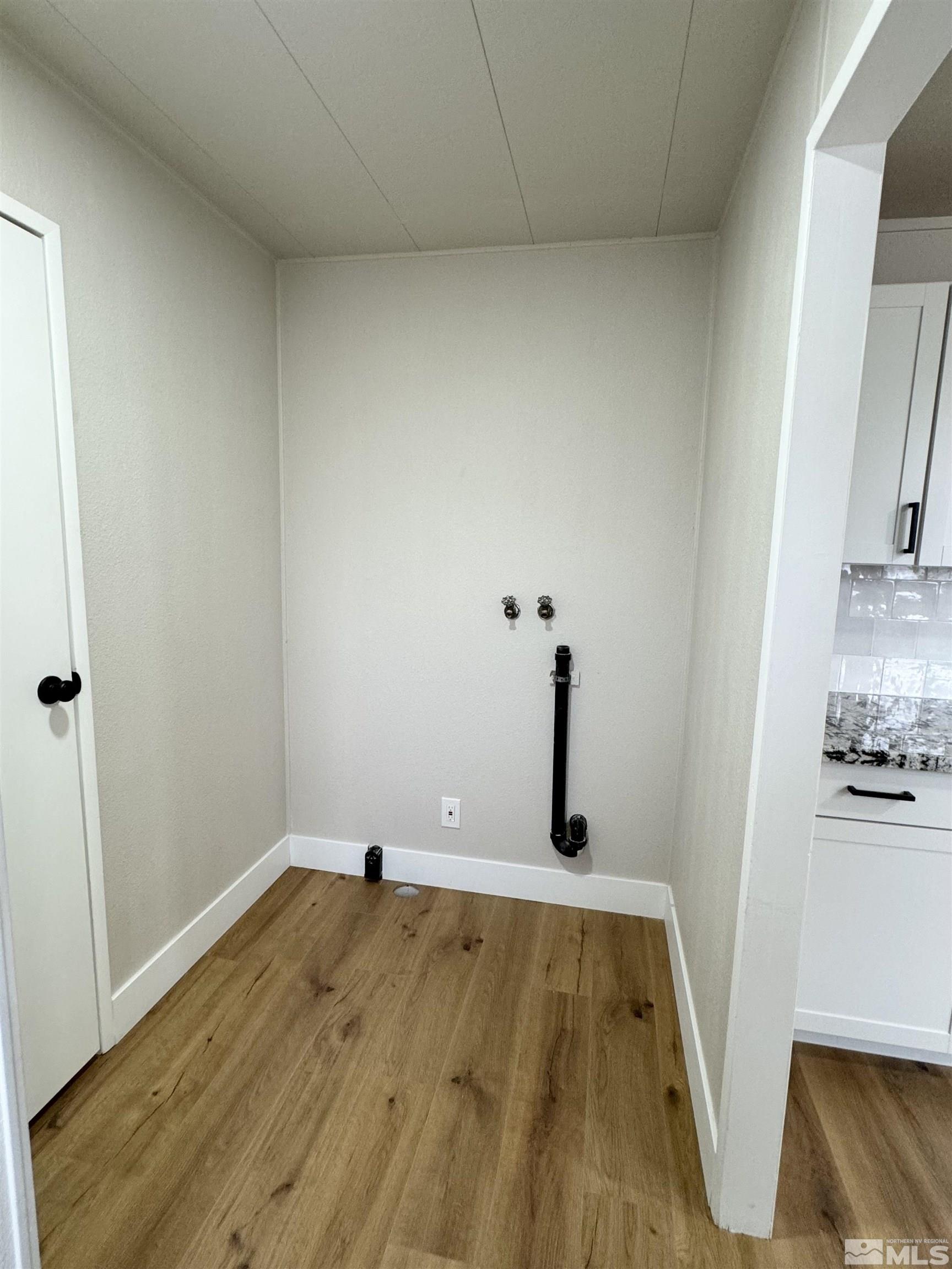 4055 Bobolink Circle Reno, NV 89508 - Photo 10 of 19 Photo 10