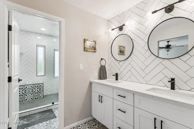 $539,000 | 3525 West Kings Avenue, Phoenix, AZ 85053