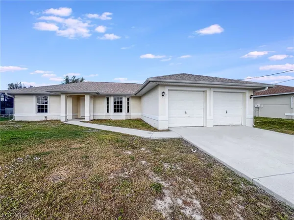 $1,799 | 4304 12th Street West, Lehigh Acres, FL 33971
