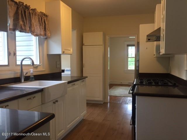 52 Freehold Road Manalapan, NJ 07726 - Photo 8 of 17 picture 25