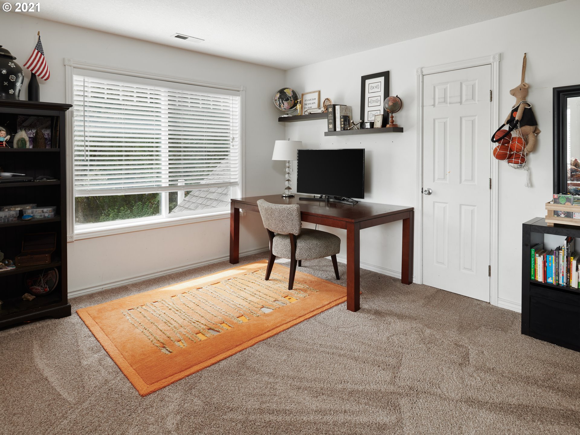 24355 Southwest Melott Road Hillsboro, OR 97123 - Photo 19 of 32 a workspace with furniture and window