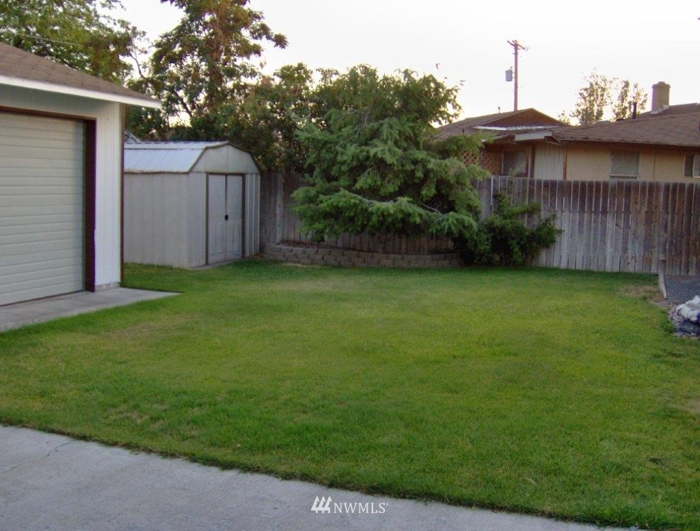 233 West Ridge Road Moses Lake, WA 98837 - Photo 13 of 21