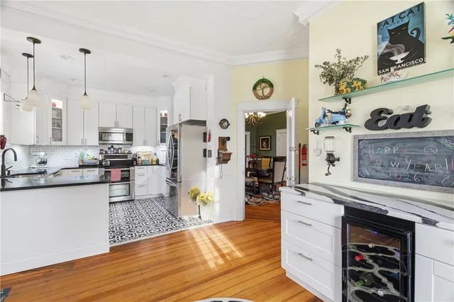 $679,900 | 1 Bouvier Avenue, Lincoln, RI 02838