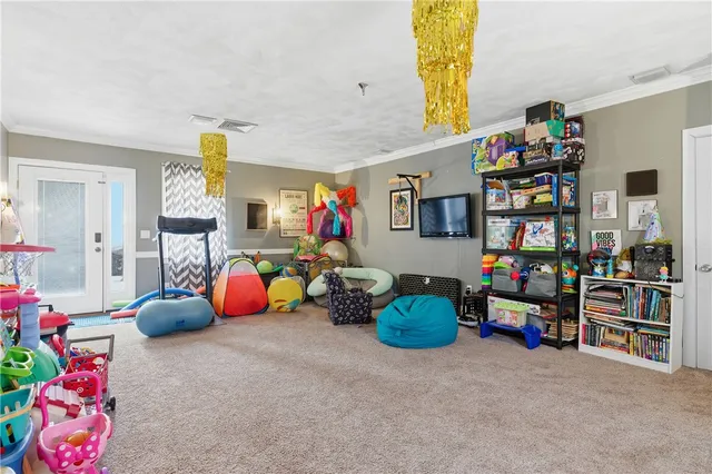 $679,900 | 1 Bouvier Avenue, Lincoln, RI 02838