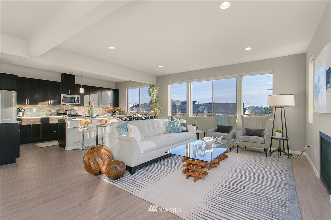 10610 Southeast 187th Street Renton, WA 98055 - Photo 4 of 24