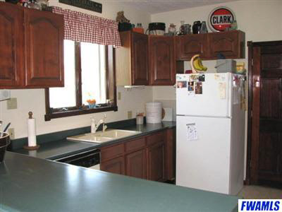 4110 North County Line Road East Huntertown, IN 46748 - Photo 3 of 19