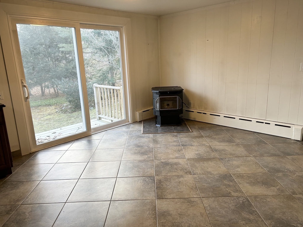 75 Marlboro Road Southborough, MA 01772 - Photo 14 of 19