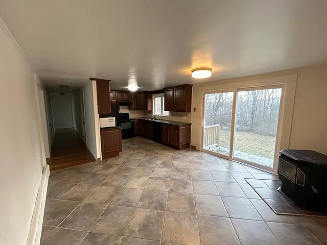 $3,500 | 75 Marlboro Road, Southborough, MA 01772