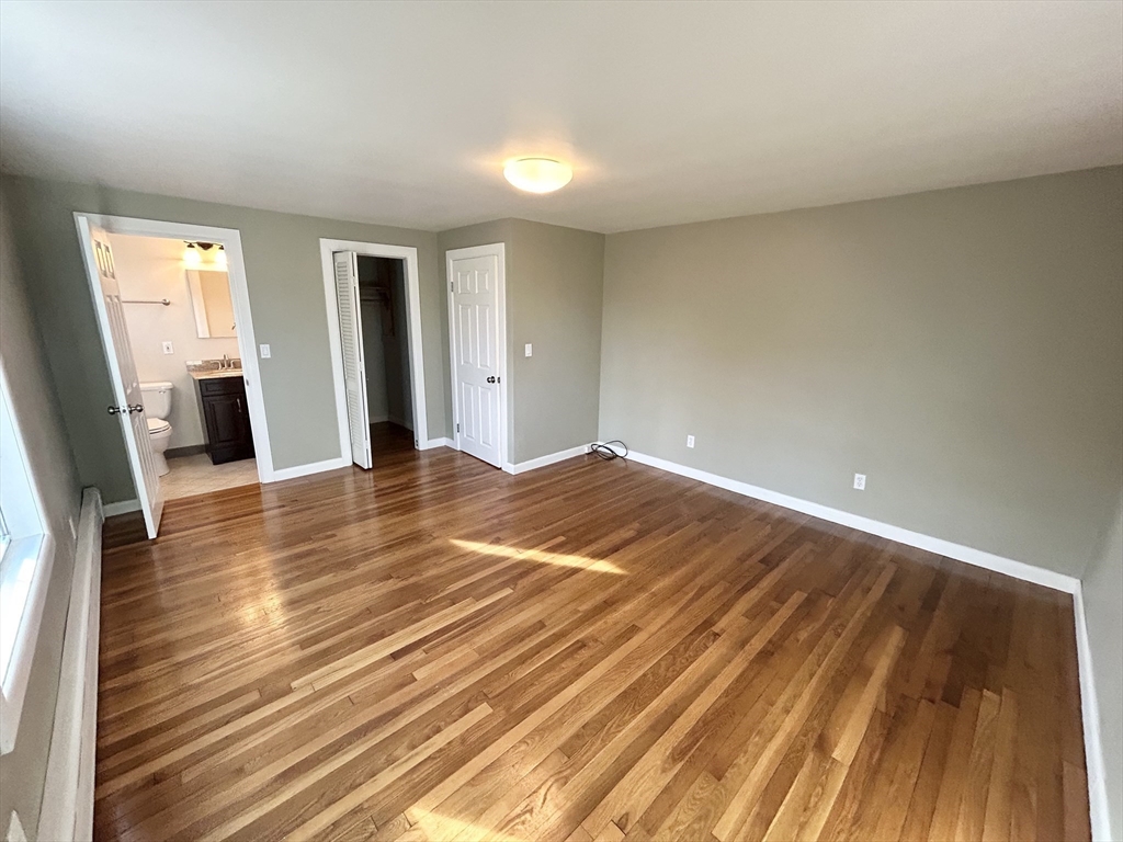 75 Marlboro Road Southborough, MA 01772 - Photo 6 of 19