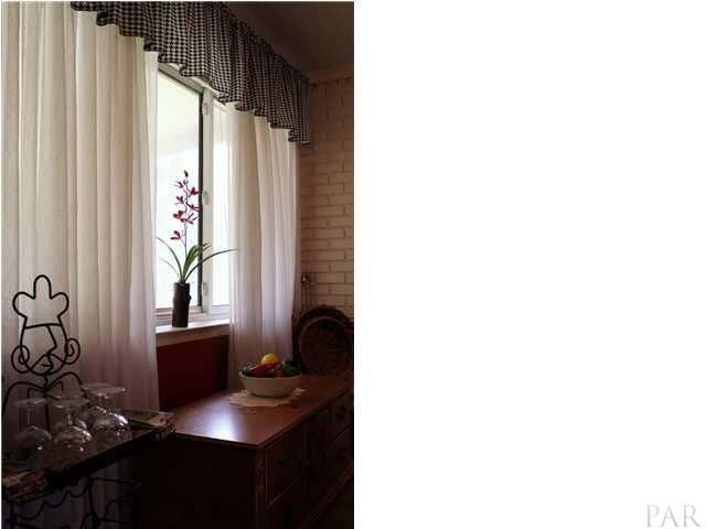 949 Green Hills Road Cantonment, FL 32533 - Photo 11 of 25 Gallery Image 11