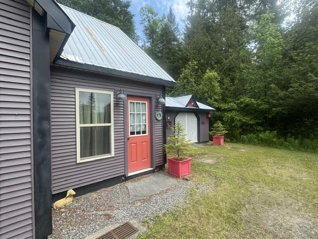 629 South Craftsbury Road Craftsbury, VT 05826 - Photo 33 of 54