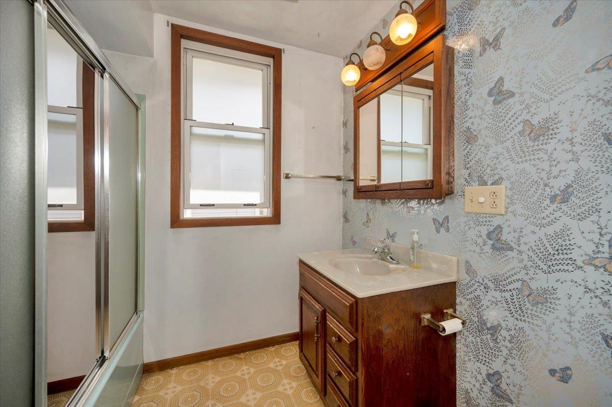 1806 East 4th Street Superior, WI 54880 - Photo 13 of 34