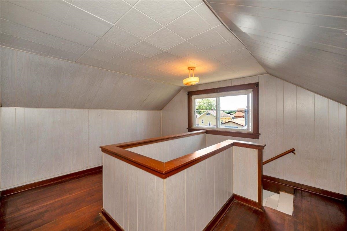 1806 East 4th Street Superior, WI 54880 - Photo 16 of 34