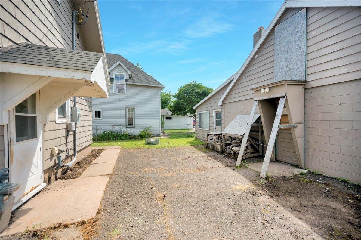 1806 East 4th Street Superior, WI 54880 - Photo 25 of 34